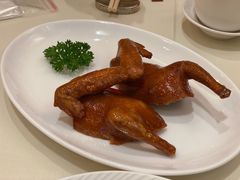 烤乳鸽-利苑酒家(华熙国际店)