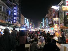 -六合夜市