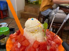 西瓜刨冰伴雪球-顺记冰室(宝华路店)