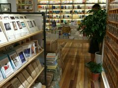 -猫的天空之城概念书店(印象城购物中心店)