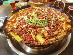 老铁锅秘制美蛙-鸿顺老铁锅美蛙鱼府(解放碑店)