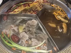 -廖掌柜·重庆鲜货火锅(上海首店)