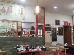 大堂-烧哥美蛙肥肠鱼火锅·十五年社区店