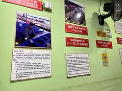 -大富蚝乌东哥饭店·石锅鱼杂·柠檬鸭(革新路店)