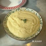 来三里屯一定要来这家餐厅尝尝，相信你一定会爱上它！