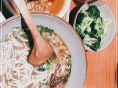 -百春原湖南牛肉粉(百联世纪店)