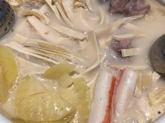 -三人行骨头王火锅(长寿店)