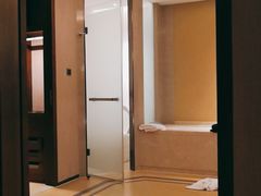 -西双版纳融创皇冠假日度假酒店