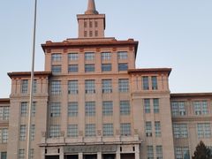 -军事博物馆(地铁站)