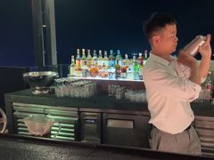 -瑰丽酒店·海吧·天际下午茶·现场DJ·天台酒吧