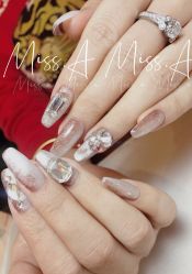 -Miss·A日式美甲美睫