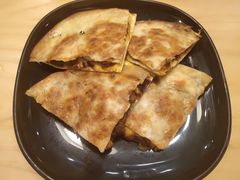 墨西哥牛肉奶酪饼-红小满休闲餐厅(十全街店)