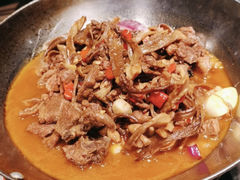 山菌红烧鸭干锅-餐酷哈雷餐厅(通程广场店)