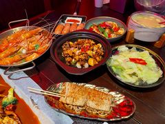 -钳真多钓虾馆·小龙虾海鲜烧烤(九六广场店)