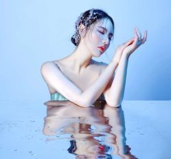 -克拉女神写真馆·匠心定制