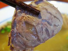 牛肉粉丝汤-鑫震源·苏式大虾生煎(山塘街店)