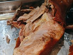 -三人行骨头王火锅(长寿店)