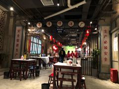 大堂-丹虾|文和友小龙虾·烙锅(陕西路旗舰店)