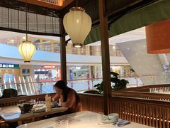 -弄堂里(西溪龙湖天街店)