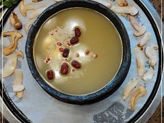 -峰瑞藏地美食·石锅鸡·牦牛肉(大昭寺品牌店)