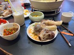 -小乌猪·金华筒骨煲(永盛购物广场店)