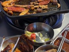 -阿亲家·韩式无限烤肉(花果园店)