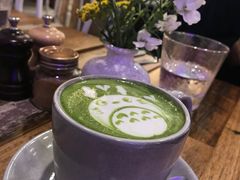 -FLOVIE FLORIST CAFE