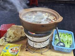 -威邵鸡煲(西华路总店)