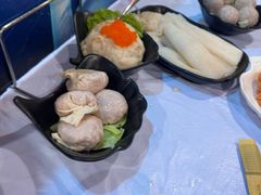 -鲜入围煮花胶鸡海鲜火锅