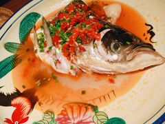 老坛剁椒蒸鲜活鱼头-老湘村·湖南土菜(天河维多利店)