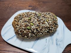 高纤坚果乳酪-研麦家面包(亚泰华府店)