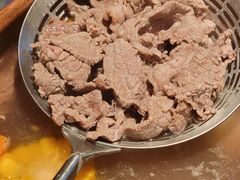 吊龙-牛村来人潮汕牛肉火锅(西单店)