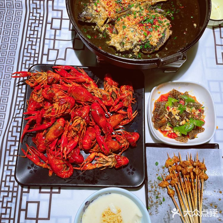 来长沙必吃靓虾二哥
