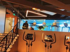 -贝菲特游泳健身(徐泾店)