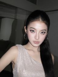 -明天见·化妆造型工作室
