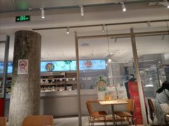 -老乡鸡(上海白玉兰广场店)