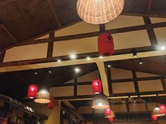 -富正毅三下锅·湘西韵味(天门山索道店)