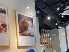 -85度C(生甜甜圈研究工坊·上海平凉店)