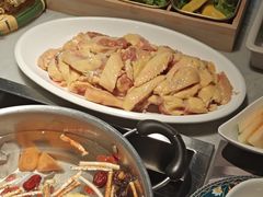 -尚尚仙·酸汤猪手·猪肚鸡火锅(华联万柳购物中心店)