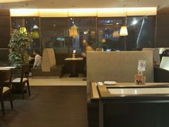 -必胜客(机场路店)