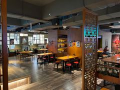 -JINNS锦时 steak&pizza(浸信会礼拜堂旧址店)
