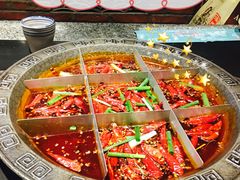 -疯狂的筷子老灶九宫格火锅