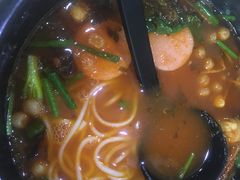 香辣过桥米线-官人桥番茄米线(温江行署店)