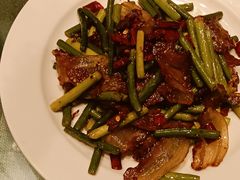 蒜苔炒风味小腊味-西塘人家•黑金冠本地好店