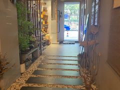 -泰·菩提树下[泰式按摩x精油SPAx肩颈头疗](新景店)