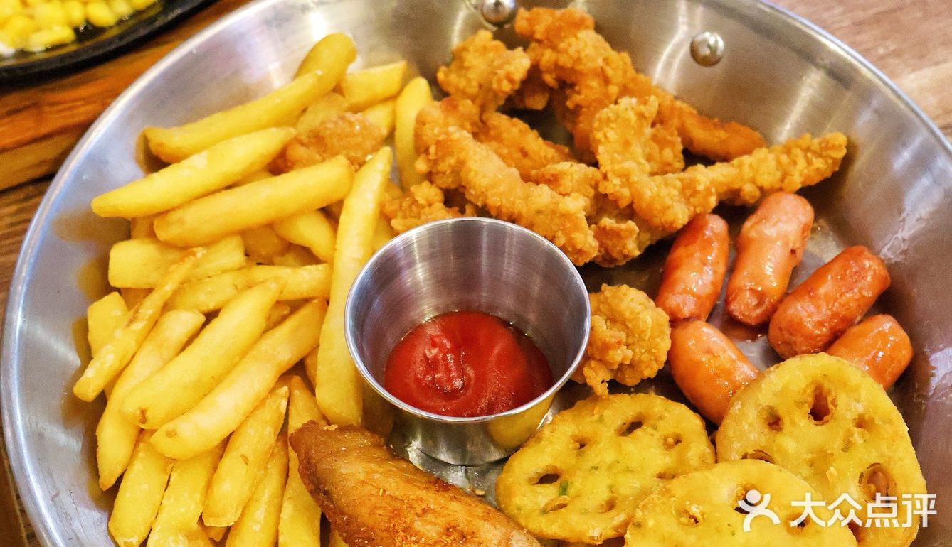 金平区汕樟路41号中旅卜蜂莲花购物中心一楼A1