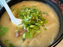 -博望坡饭店(宜山路店)