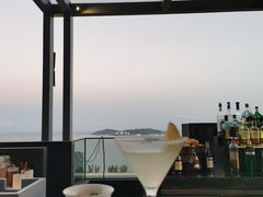 -瑰丽酒店·海吧·天际下午茶·现场DJ·天台酒吧