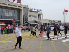 -平望服务区·停车场