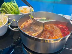 -唯爱KTV聚会餐厅(仙林东城汇店)